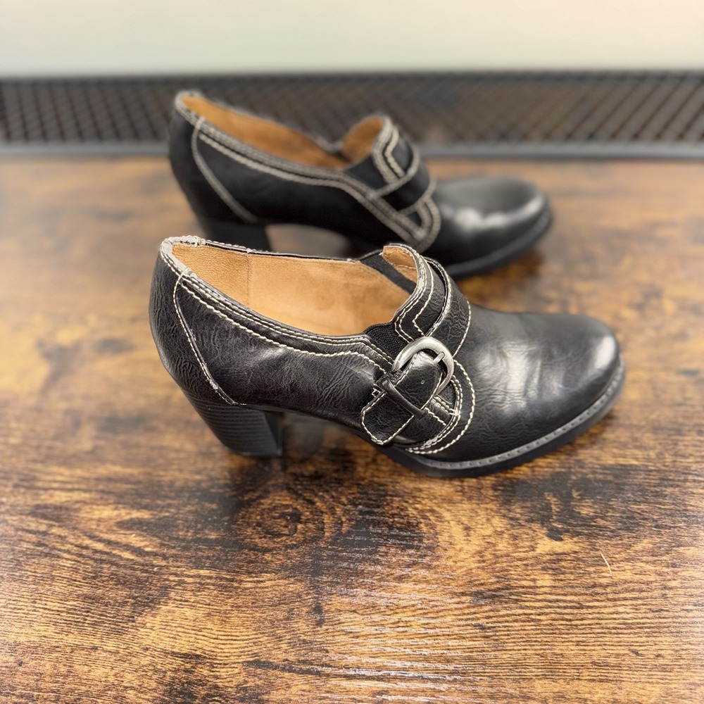Natural Soul Carlo Womens Sz 6.5 M Slip-On Clog Buckle Black Faux Leather Shoes